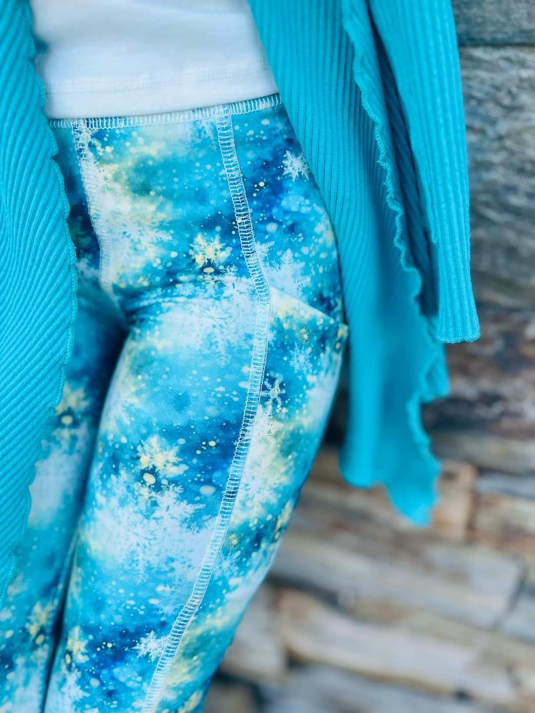 Snowflake Pocket Legging